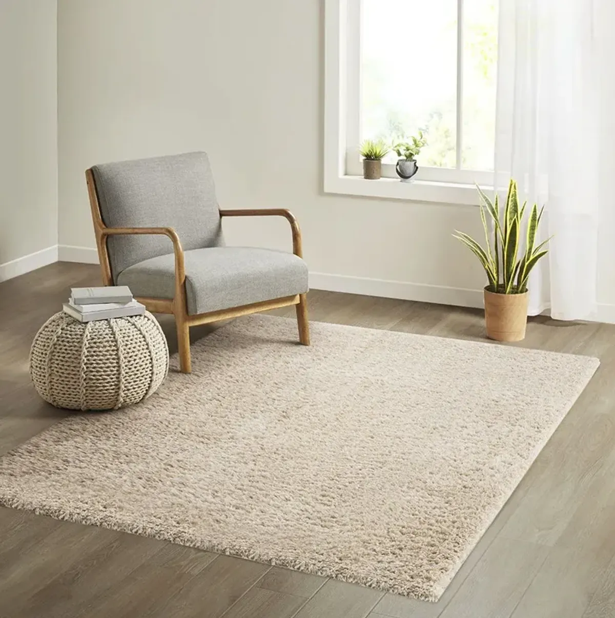 Camdyn - 4' X 6' Shag Area Rug - Cream