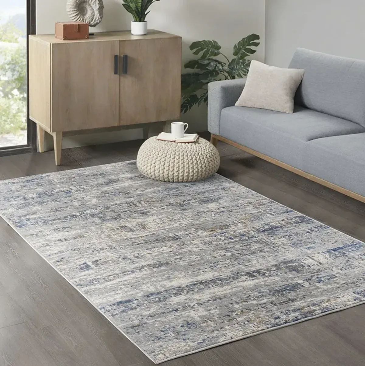 Harley - 4' X 6' Abstract Area Rug - Blue / Cream