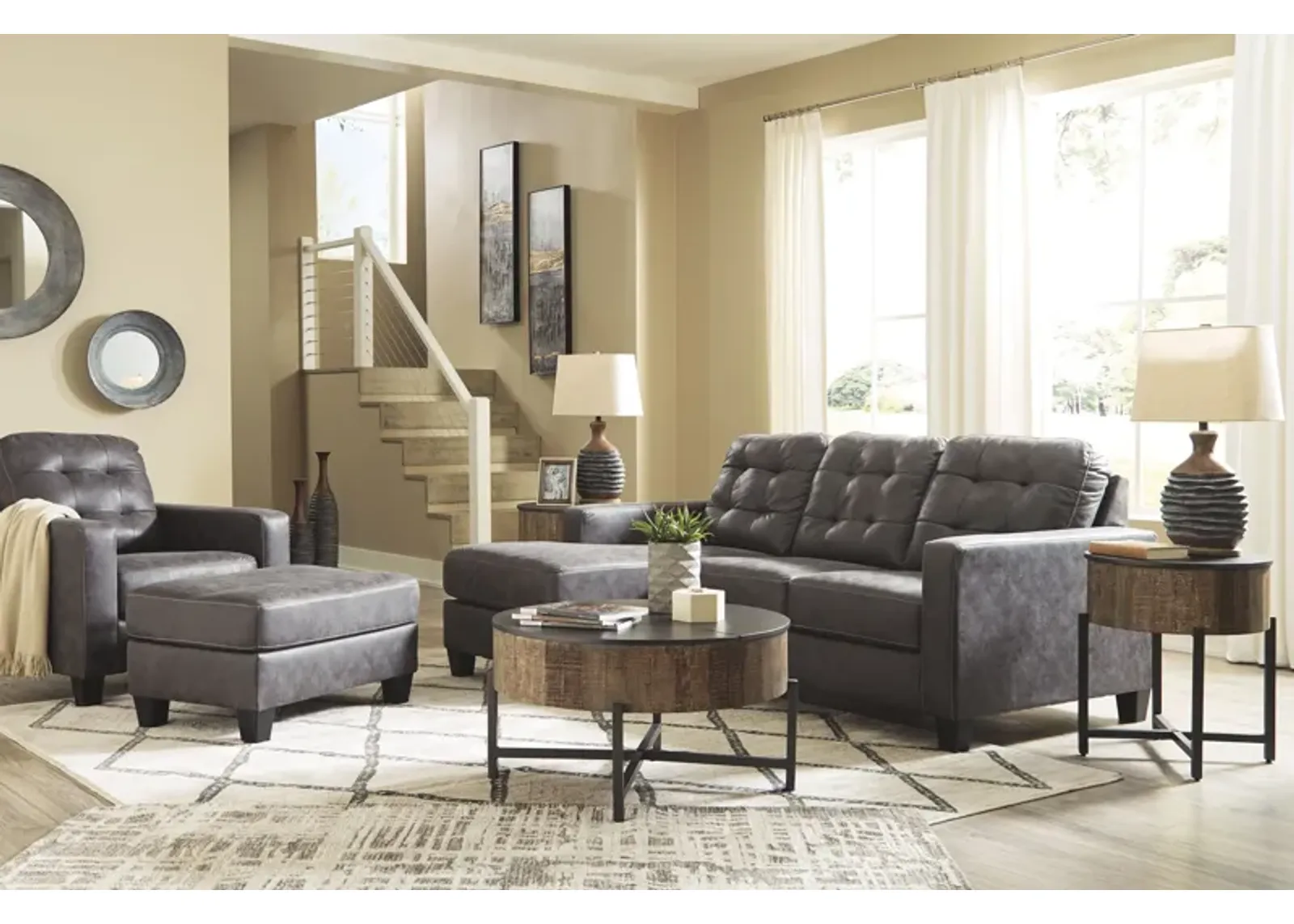 Venaldi - Living Room Set