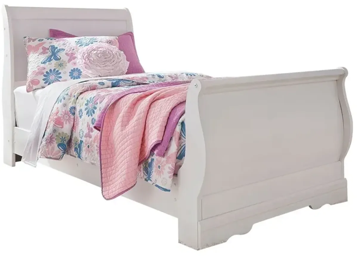 Anarasia - Sleigh Bed