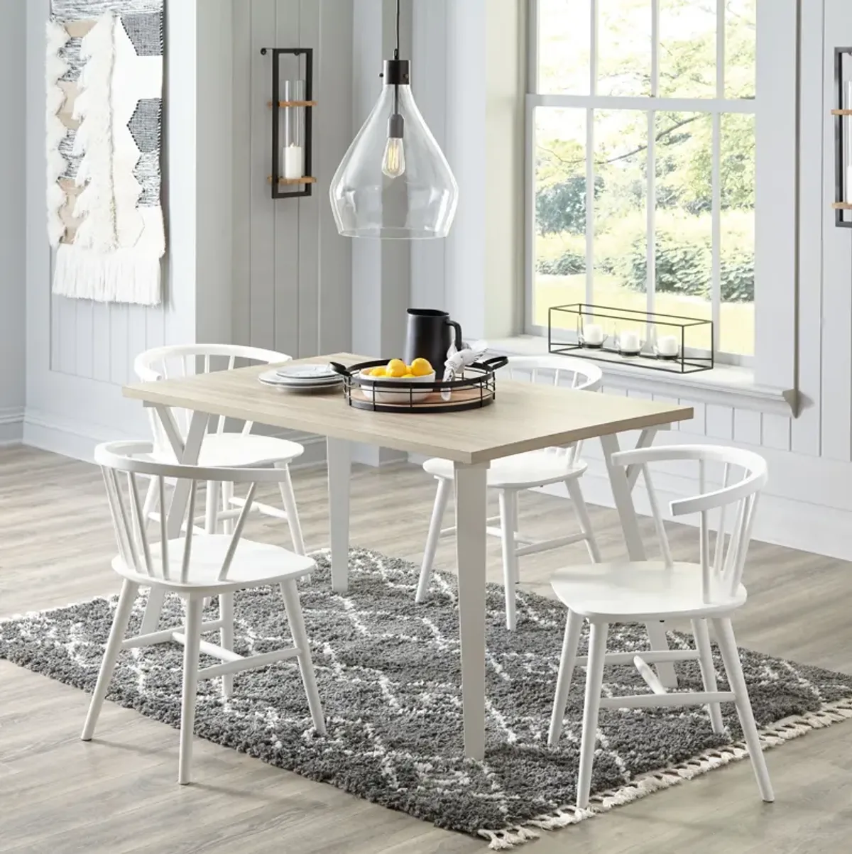 Grannen - Dining Set