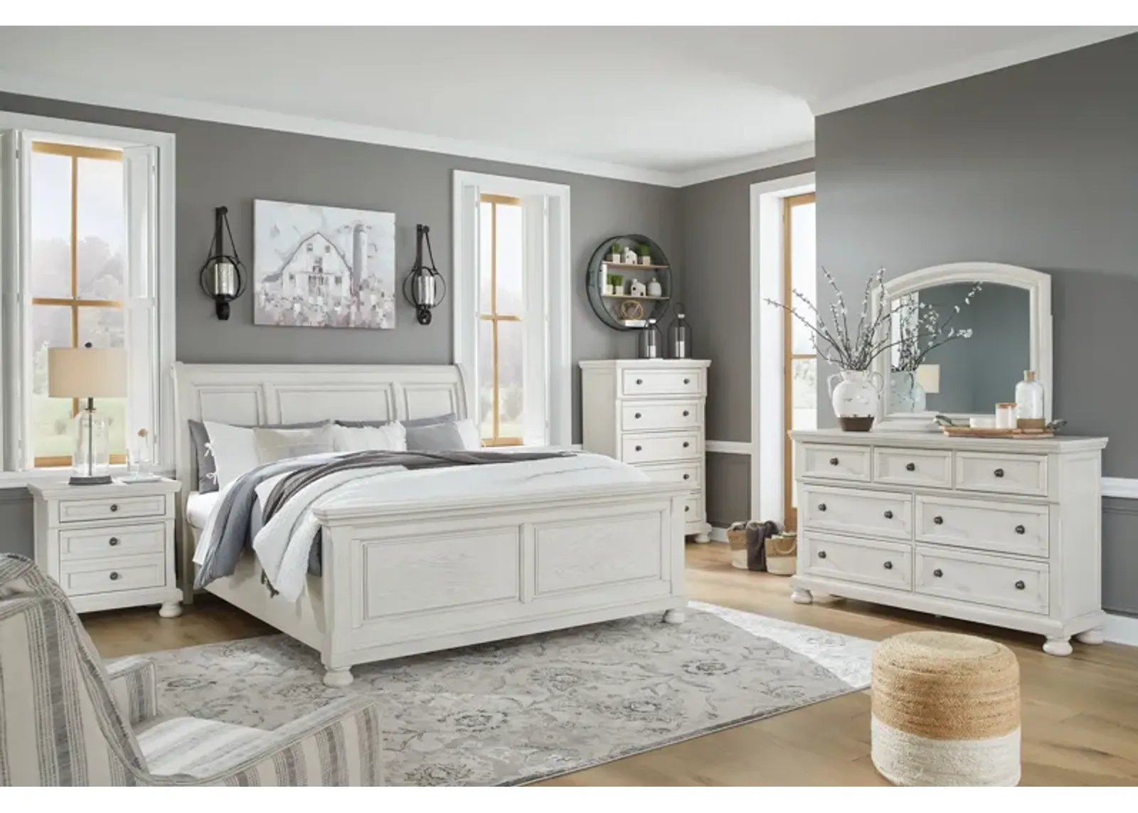 Robbinsdale - Sleigh Bed Set