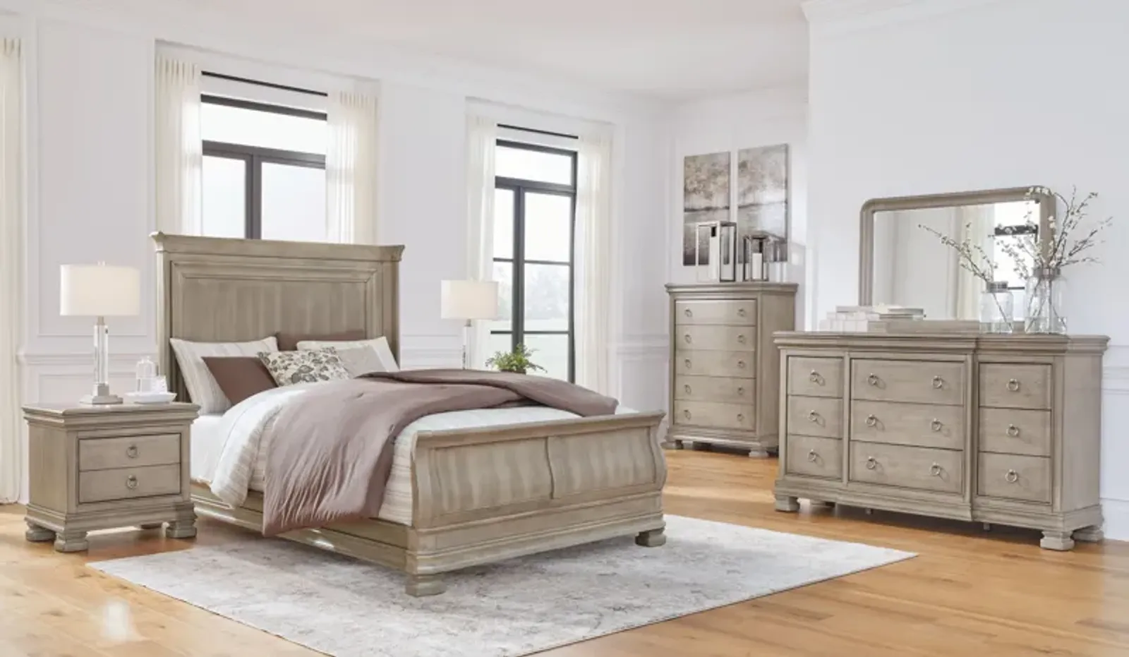 Lexorne - Sleigh Bedroom Set