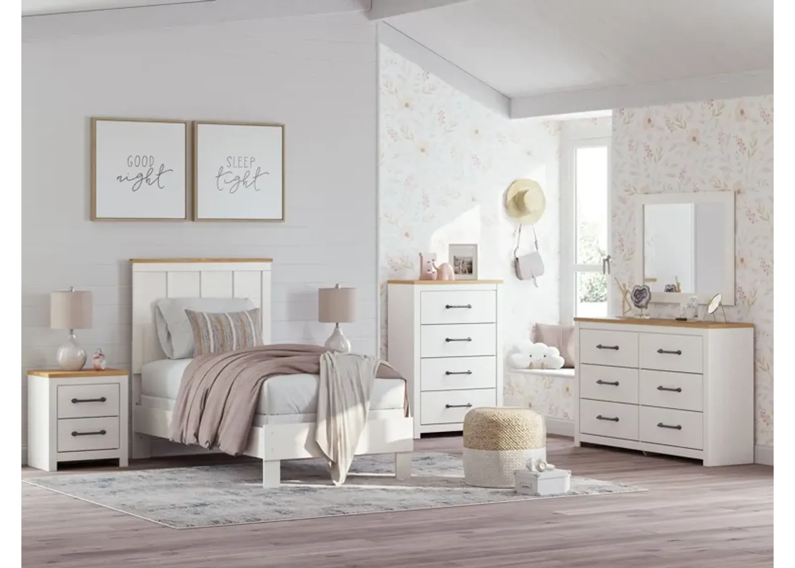 Linnocreek - Panel Bedroom Set