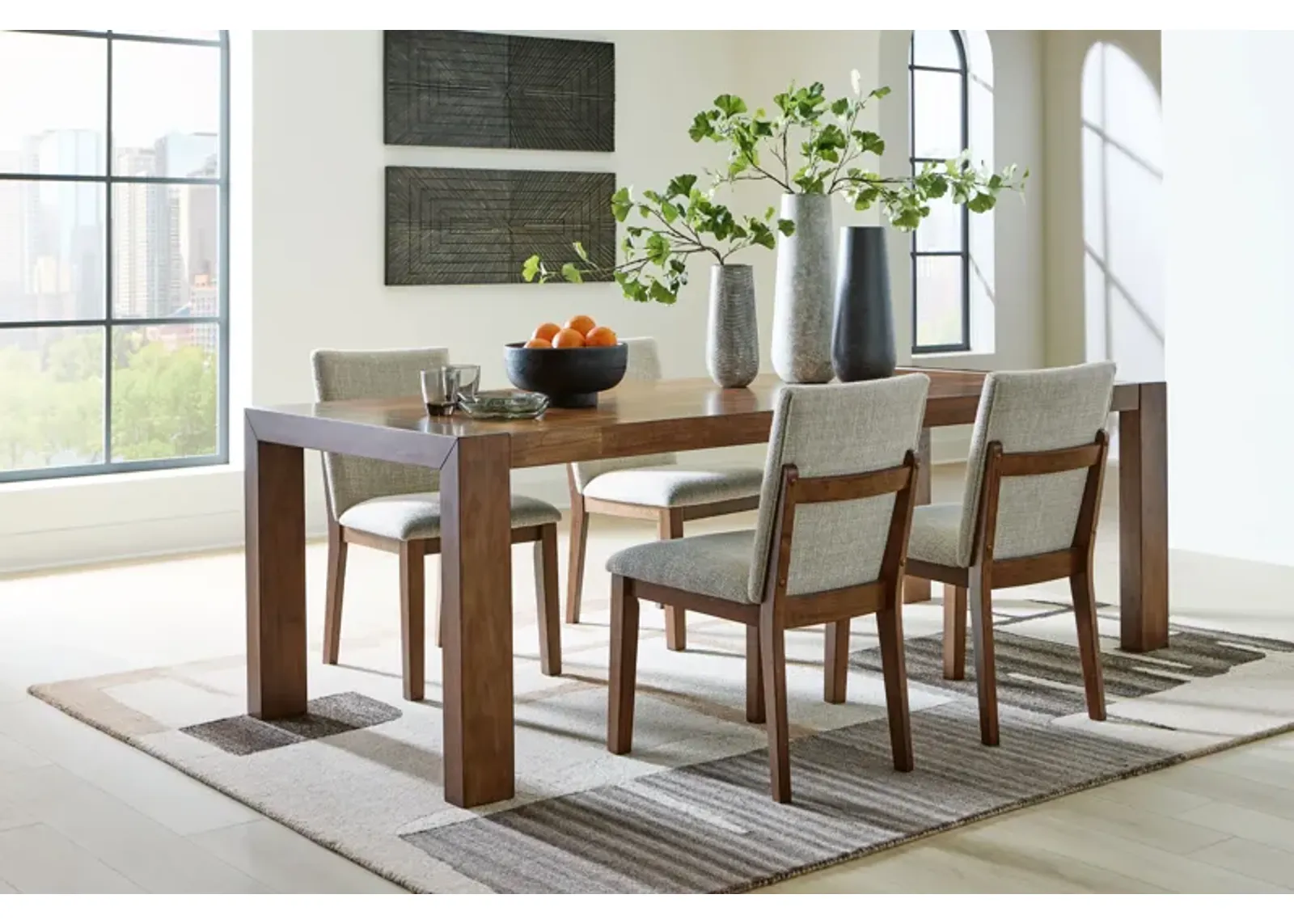 Kraeburn - Dining Room Set