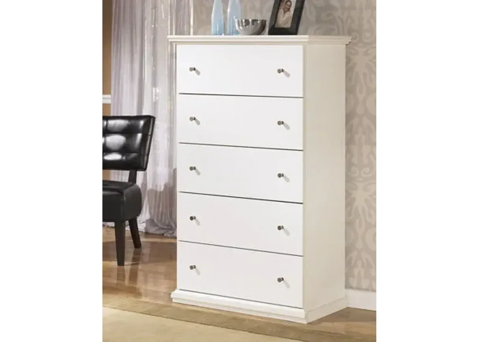 Bostwick - White - Five Drawer Chest