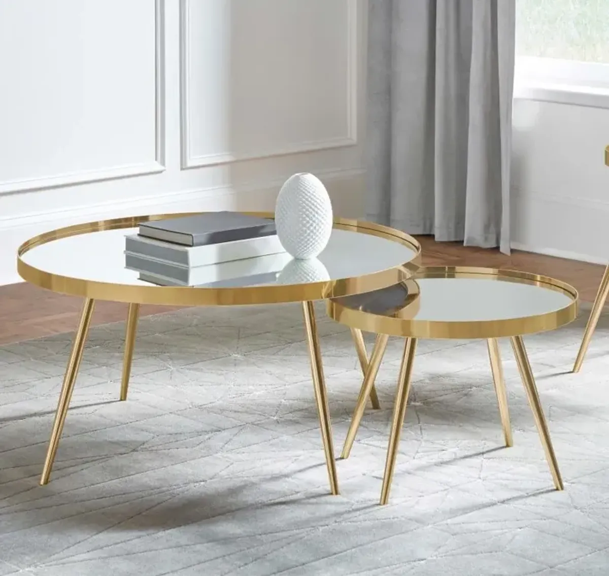 Kaelyn - 2 Piece Round Mirror Top Nesting Coffee Table