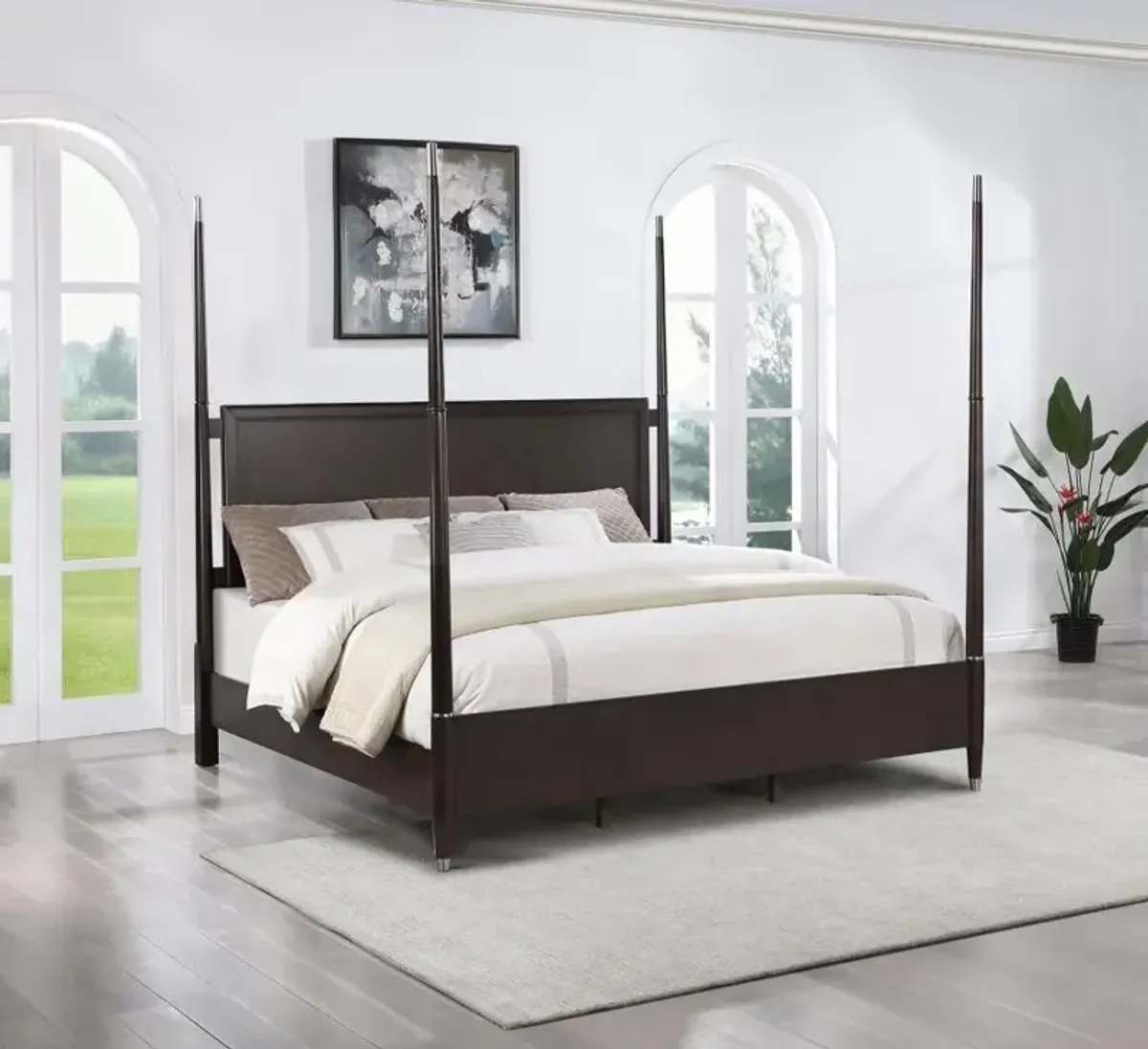 Emberlyn - Wood Poster Bed