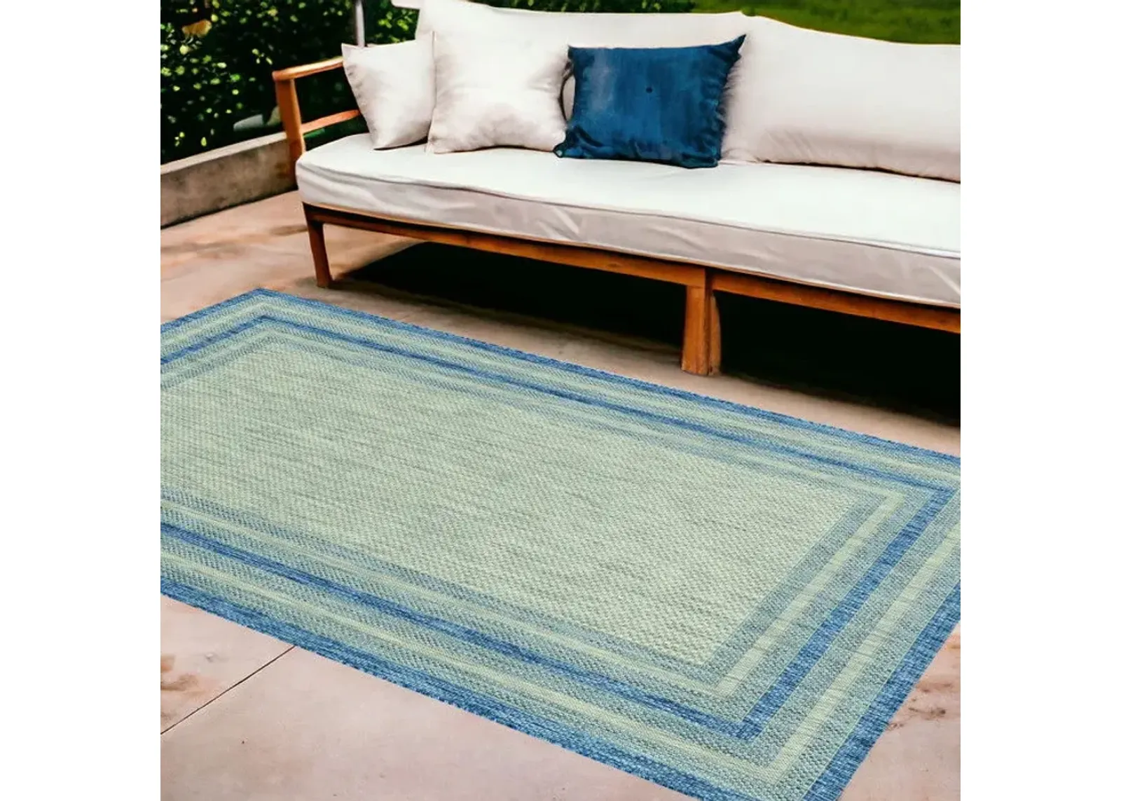 8' X 11' Machine Woven UV Treated Bordered Indoor / Outdoor Area Rug - Gray Denim