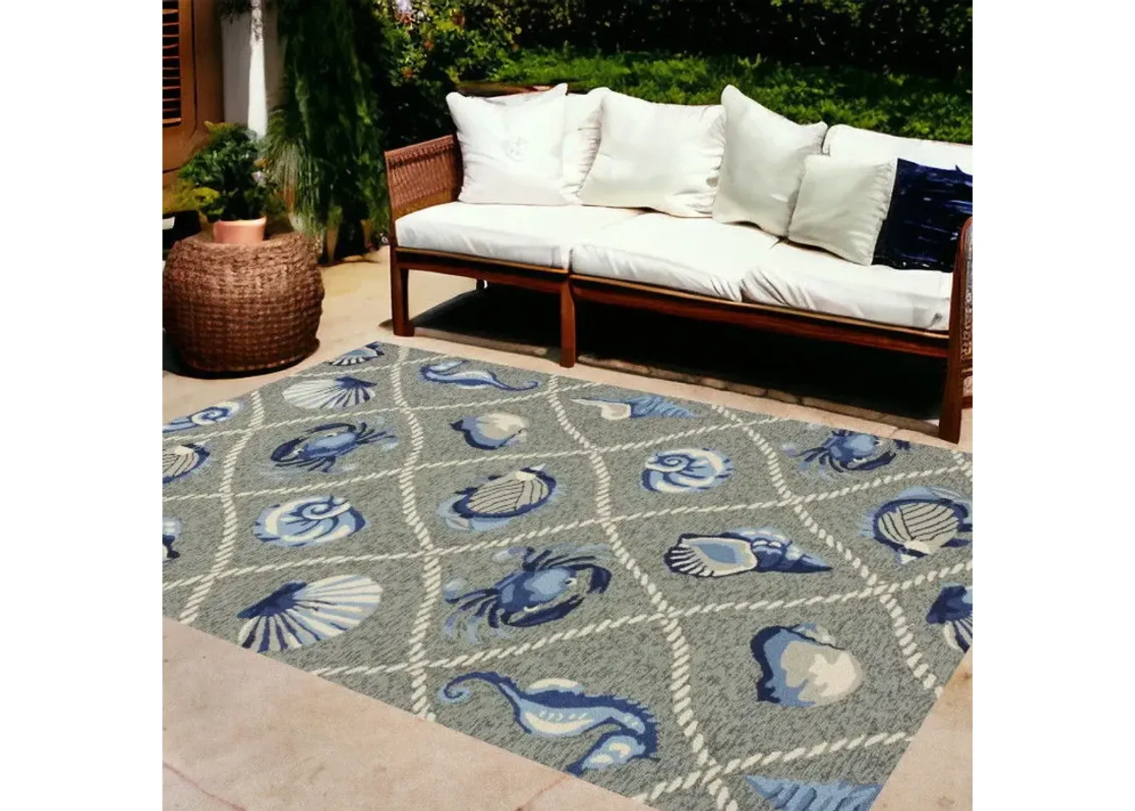 8' X 10' UV Treated Coastal Sea Life Indoor / Outdoor Area Rug - Gray