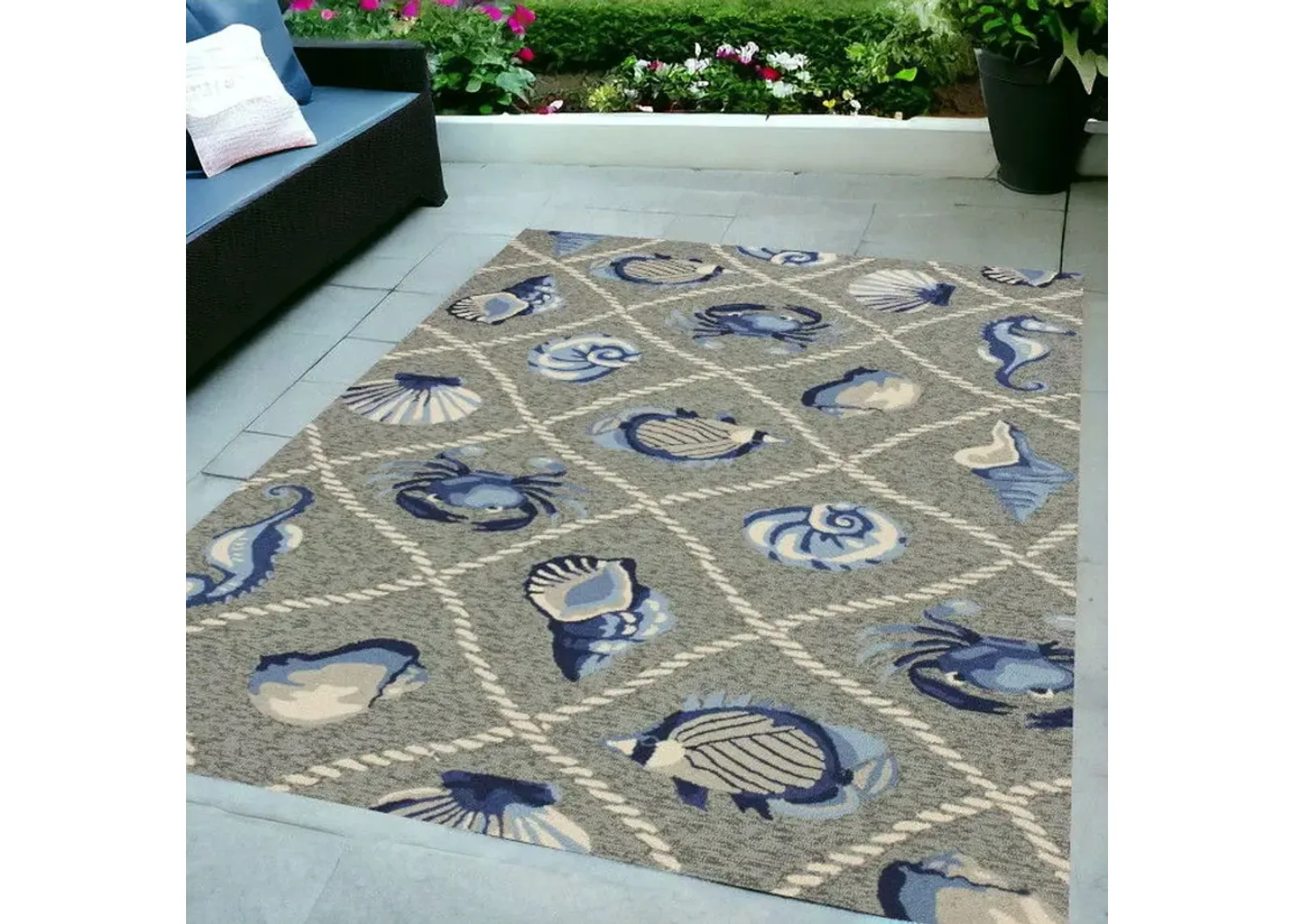 5' X 7' Seaside UV Treated Indoor / Outdoor Area Rug - Gray