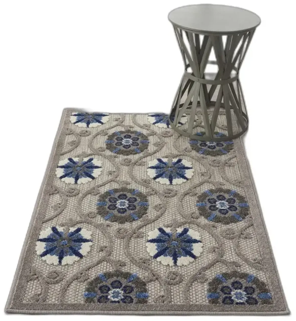 3' X 4' Floral Outdoor / Indoor Area Rug - Blue / Gray