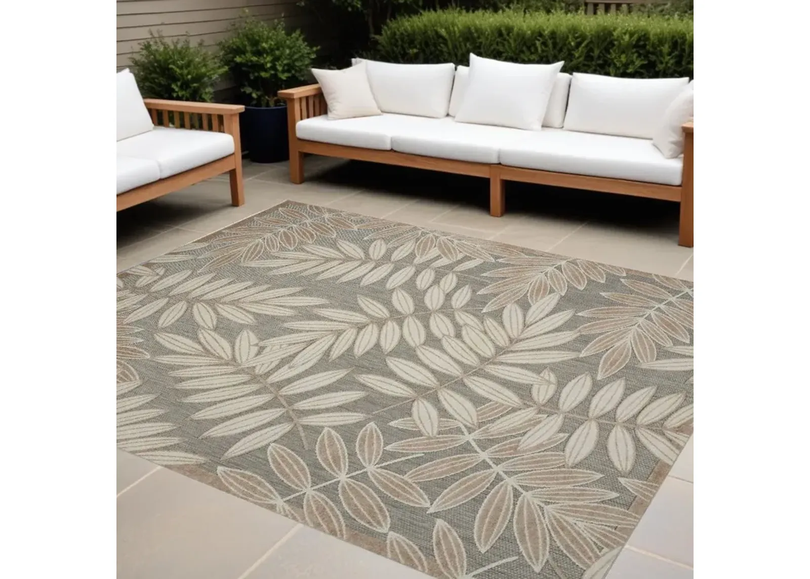 10' X 13' Floral Non Skid Indoor / Outdoor Area Rug - Natural