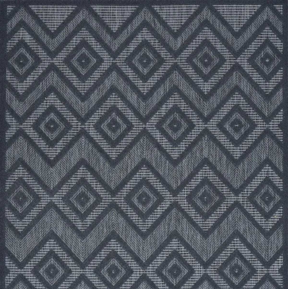 5' X 7' Argyle Indoor / Outdoor Area Rug - Navy Blue