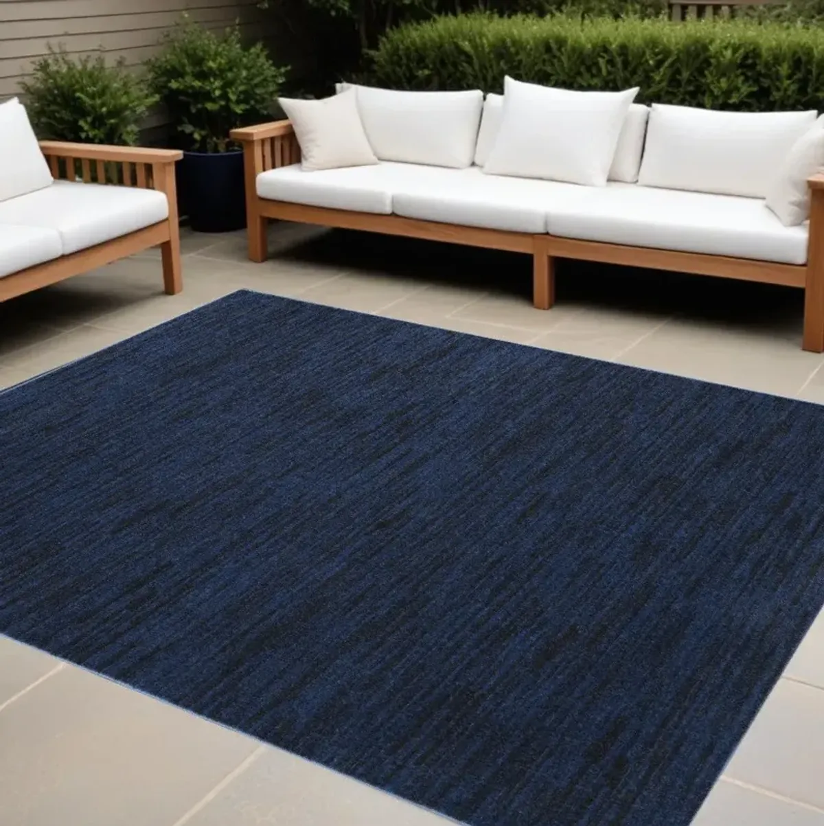 7' X 10' Indoor / Outdoor Area Rug - Midnight Blue