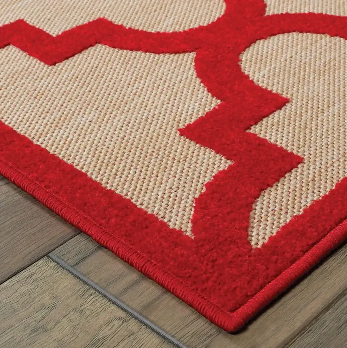 2' X 8' Geometric Stain Resistant Outdoor / Indoor Area Rug - Red