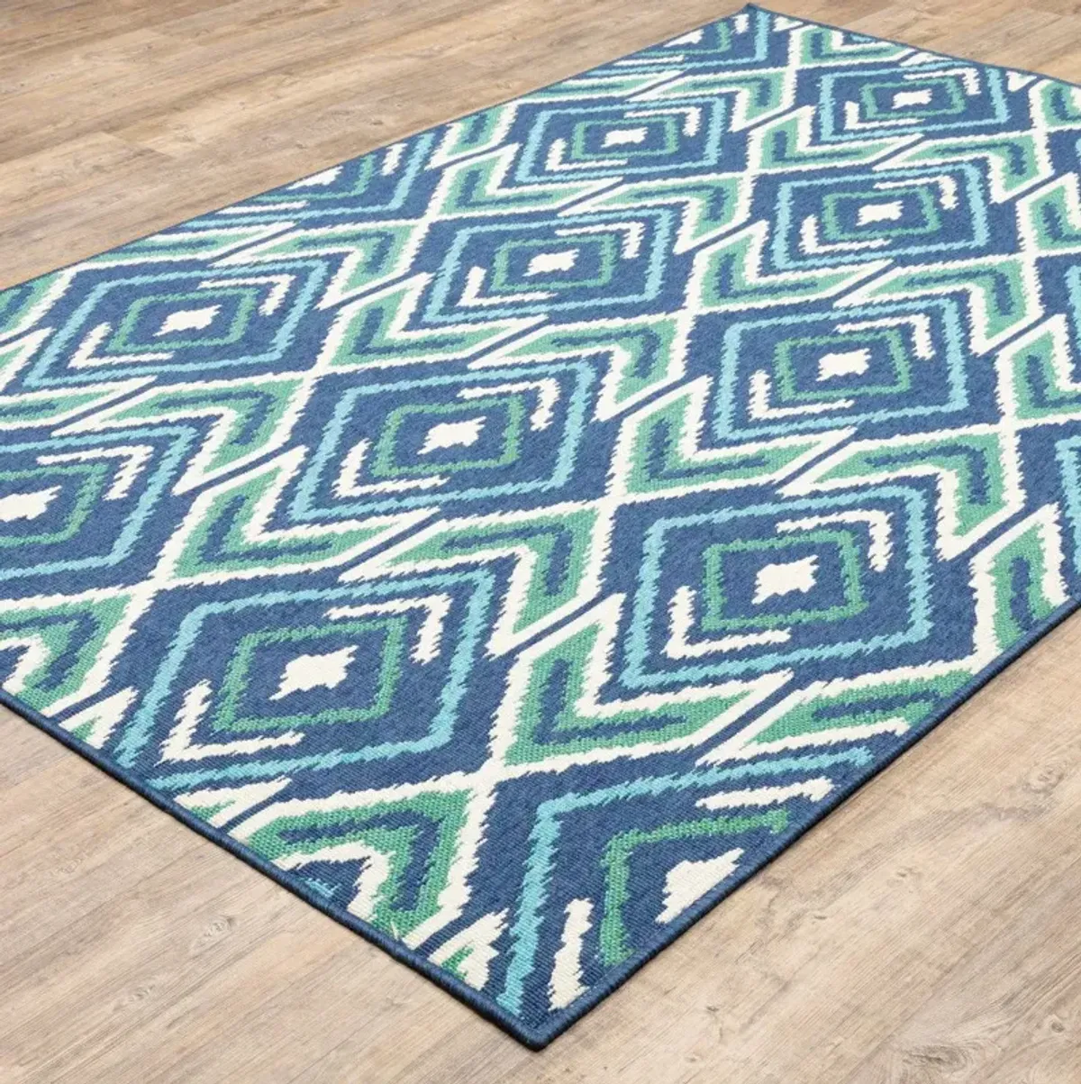 2' X 3' Geometric Stain Resistant Indoor & Outdoor Area Rug - Blue / Ivory