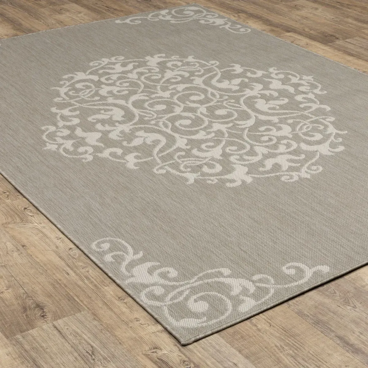 10' X 13' Oriental Stain Resistant Indoor / Outdoor Area Rug - Gray / Ivory