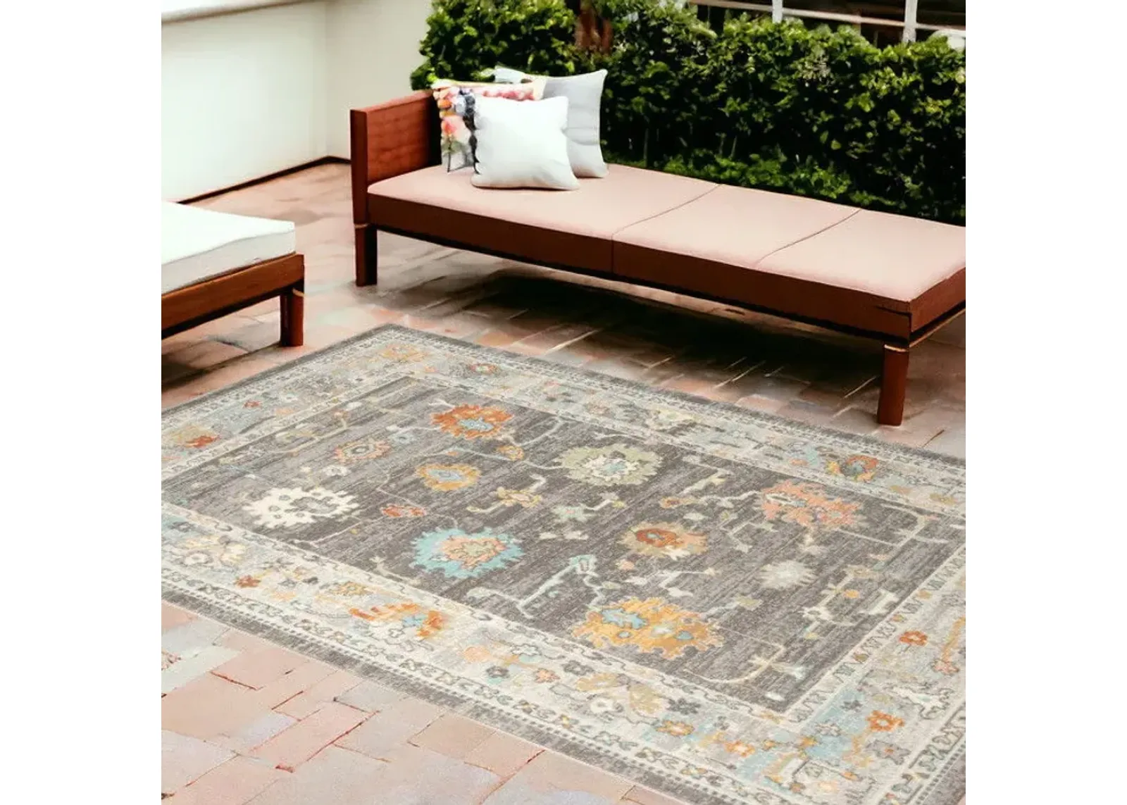 9' X 12' Floral Stain Resistant Indoor / Outdoor Area Rug - Gray / Orange