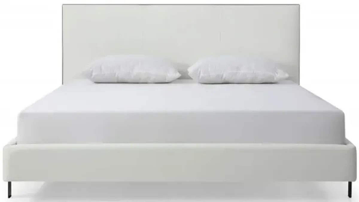 King Upholstered Faux Leather Bed With USB - White