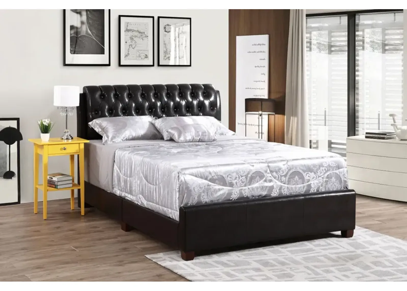 Marilla - Upholstered Bed