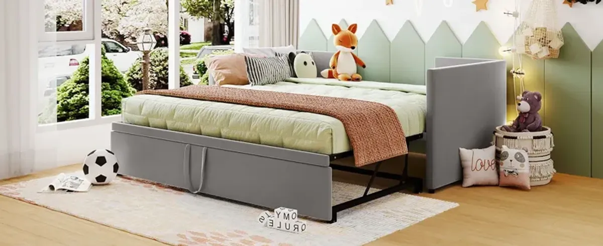 Twin Size Upholstered Daybed With Pop Up Trundle