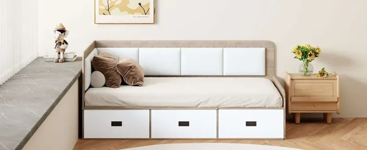 Daybed With Three Drawers And Three Storage Compartments