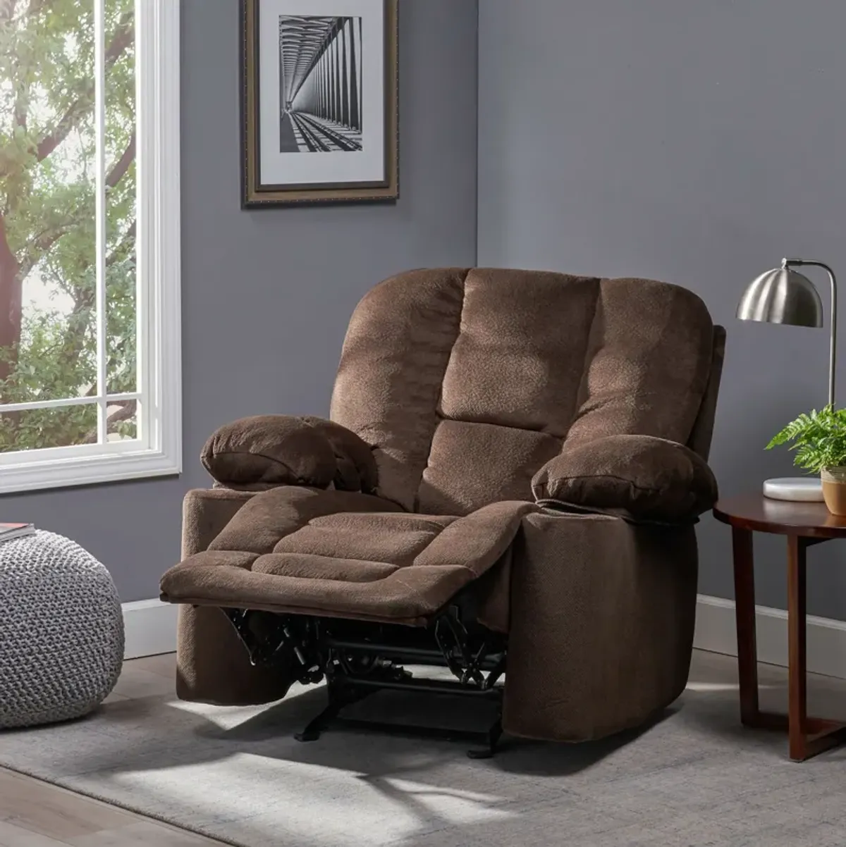 Luxurious Manual Recliner Chair With Skin-Friendly Fabric And Dual Cup Holders