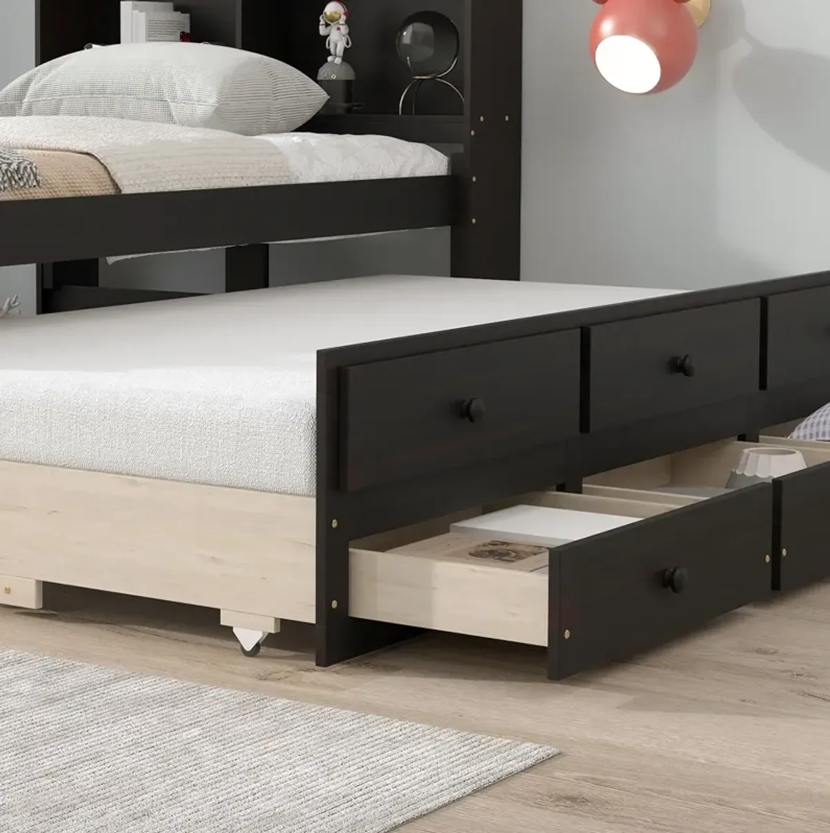 Bed With Twin Trundle, Drawers