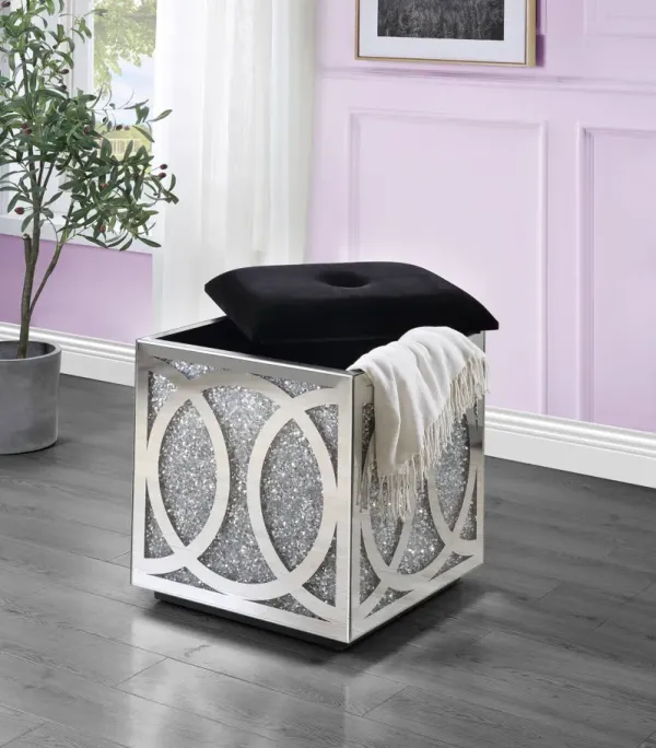 Noralie - Medium Sized Mirrored And Faux Diamonds Ottoman With Storage - Silver