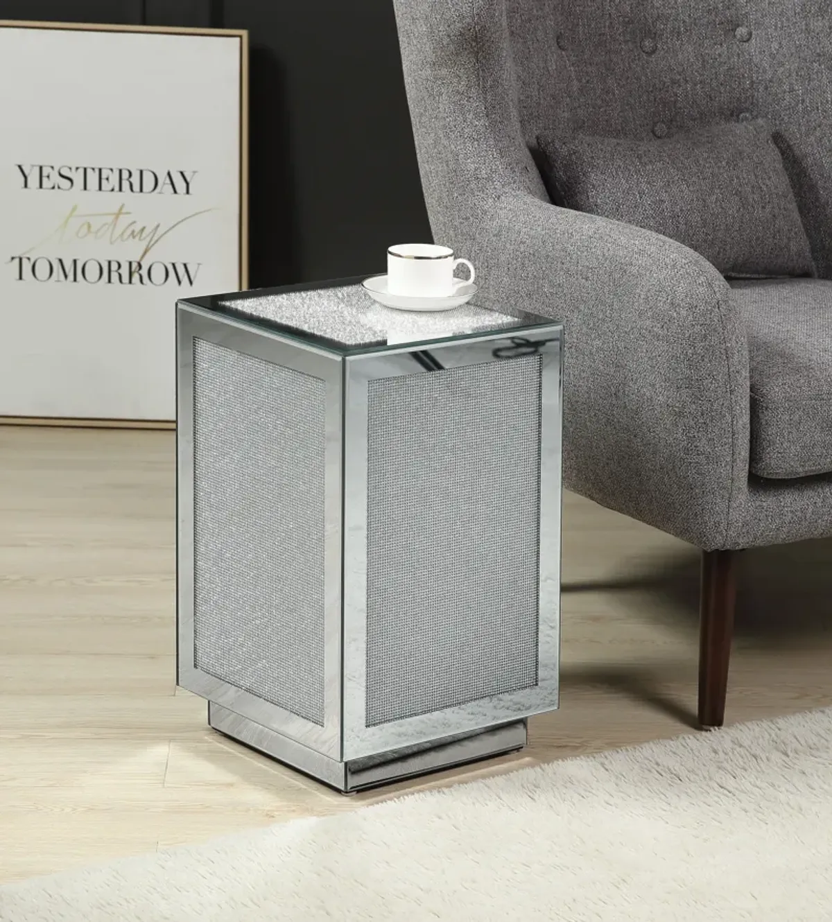 Noralie - Mirrored Faux Dimaonds Accent Table - Silver