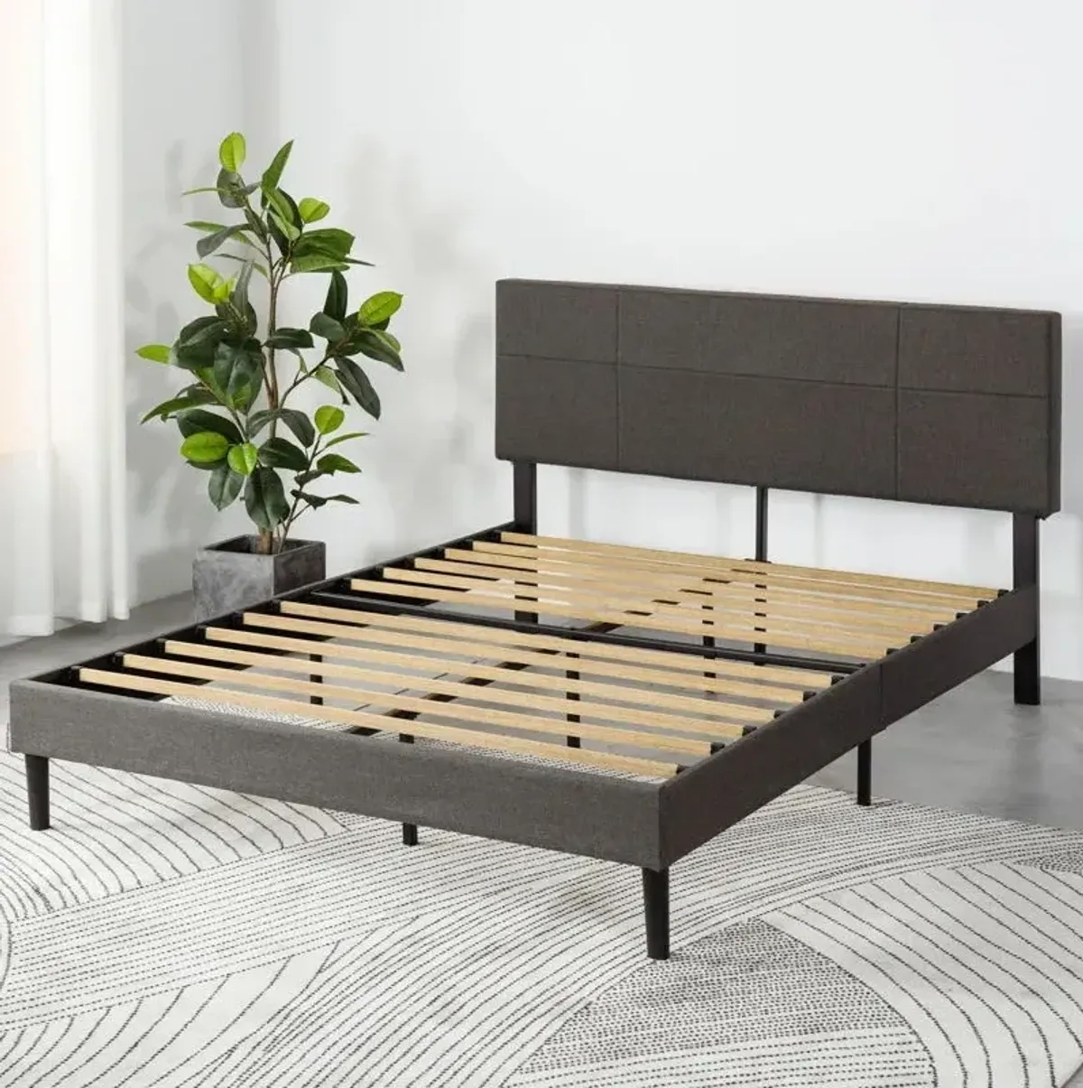 Denna - Upholstered Standard Bed