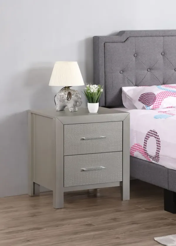 Glades - G4200-N Nightstand - Silver Champagne