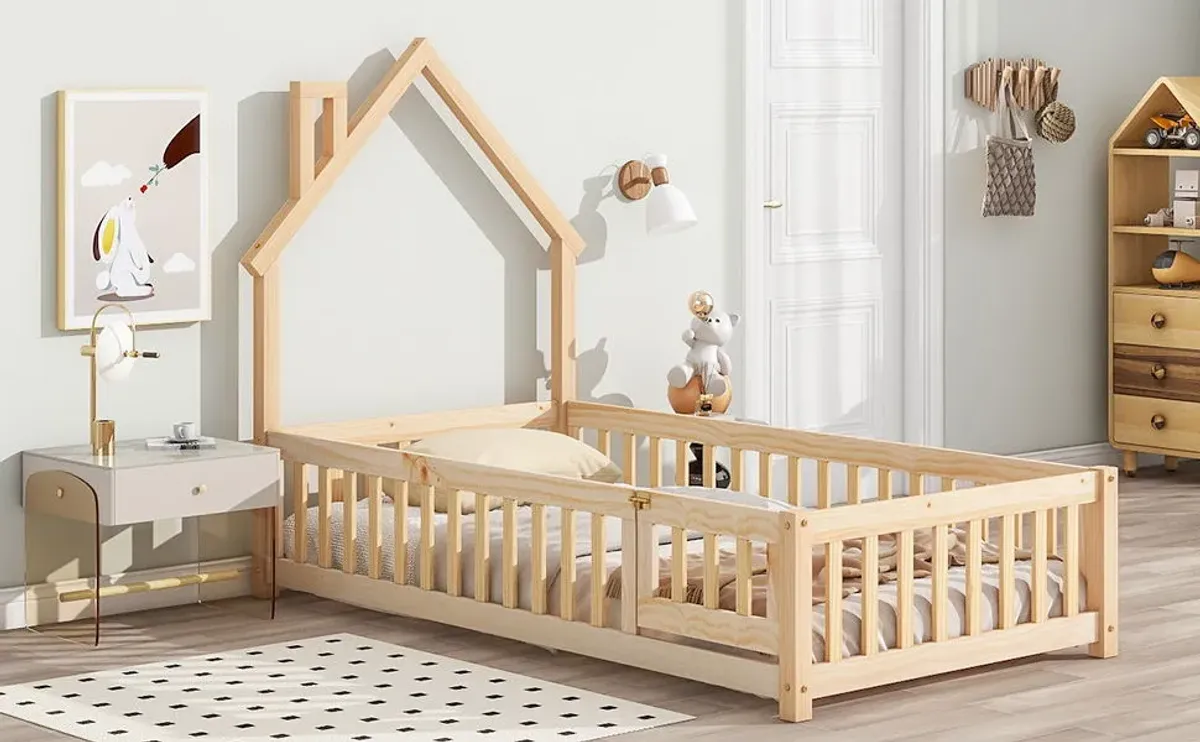 House-Shaped Headboard Floor Bed With Fence