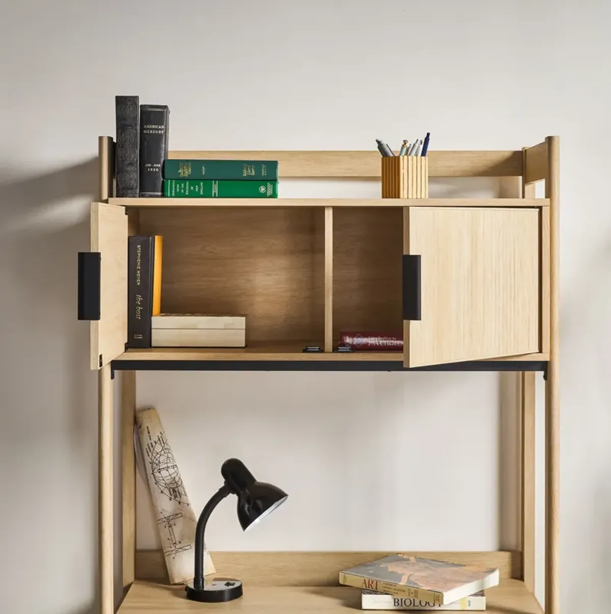 Transitional Reeded Desk With Hutch And Drawers Plus Tech Management