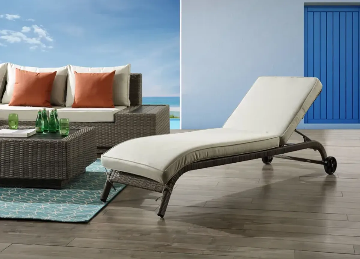 Salena - Patio Sun Lounge - Beige / Gray