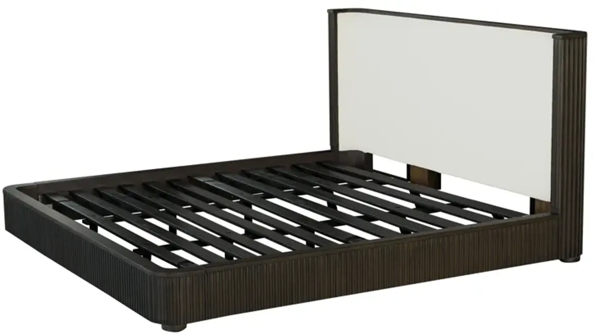 Clayten - Bed, Elegant Design