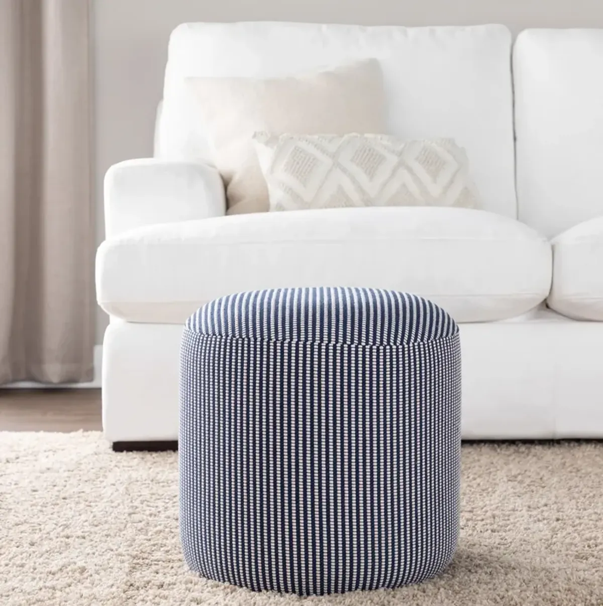 Round Pouf Knitted Blue / White