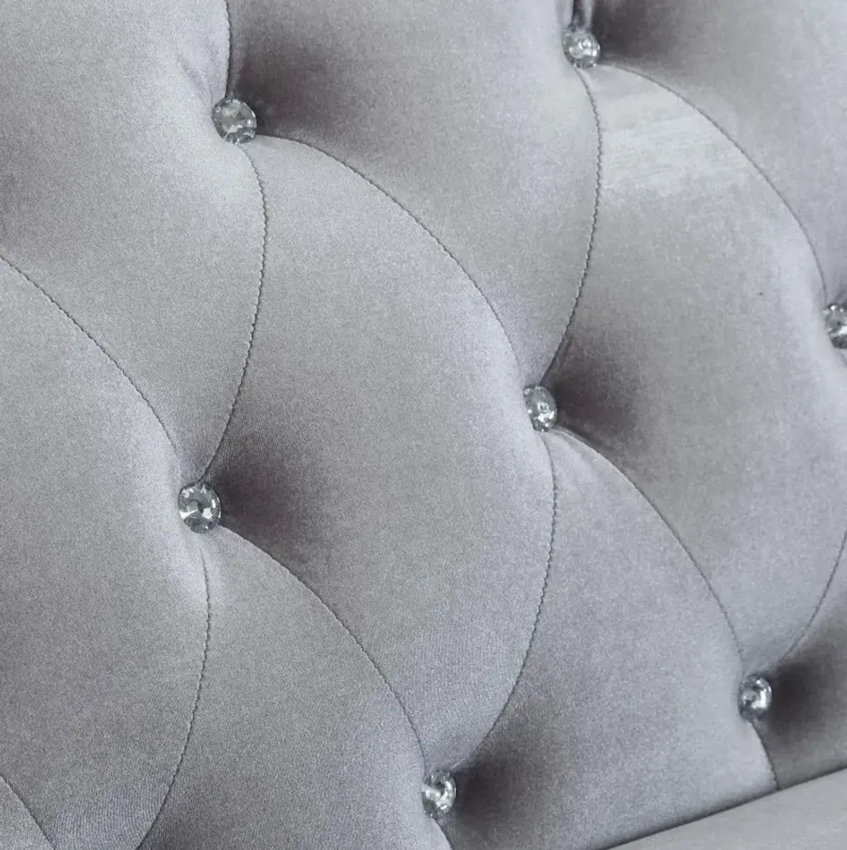 Frostine - Upholstered Rolled Arm Tufted Sofa - Silver