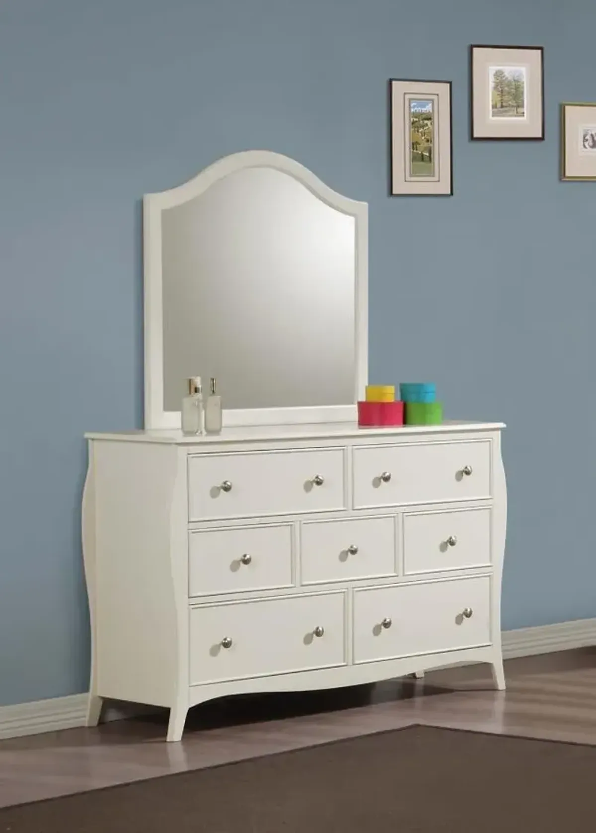 Dominique - 7-Drawer Dresser With Mirror - Cream White