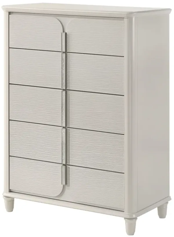 Laveda - Chest - White