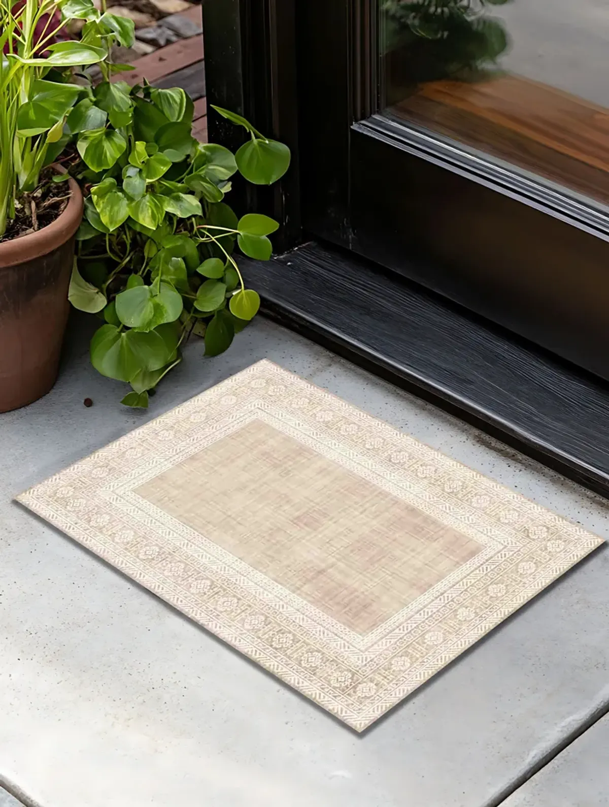 Macau - Non - Slip Accent Rug