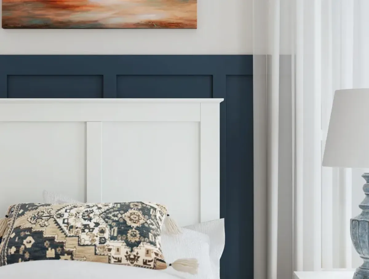 Bostwick Shoals - Panel Bed With Framed Footboard
