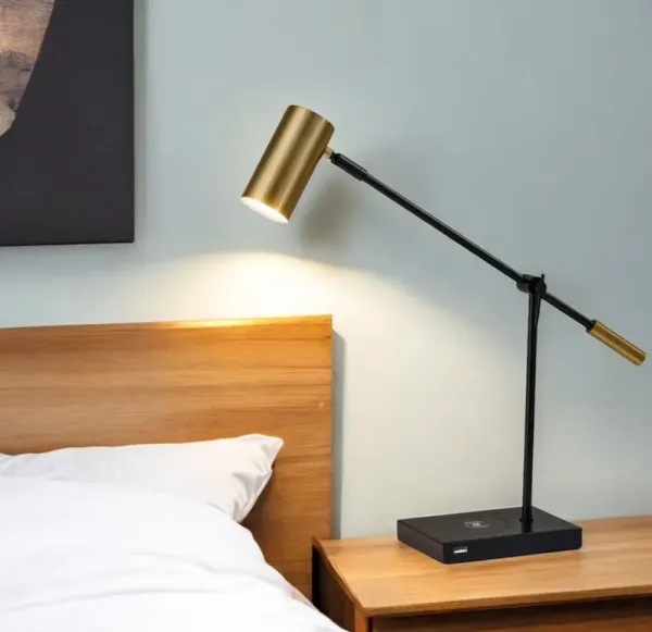 Tech Metal LED Charging Desk Lamp - Savvy Black