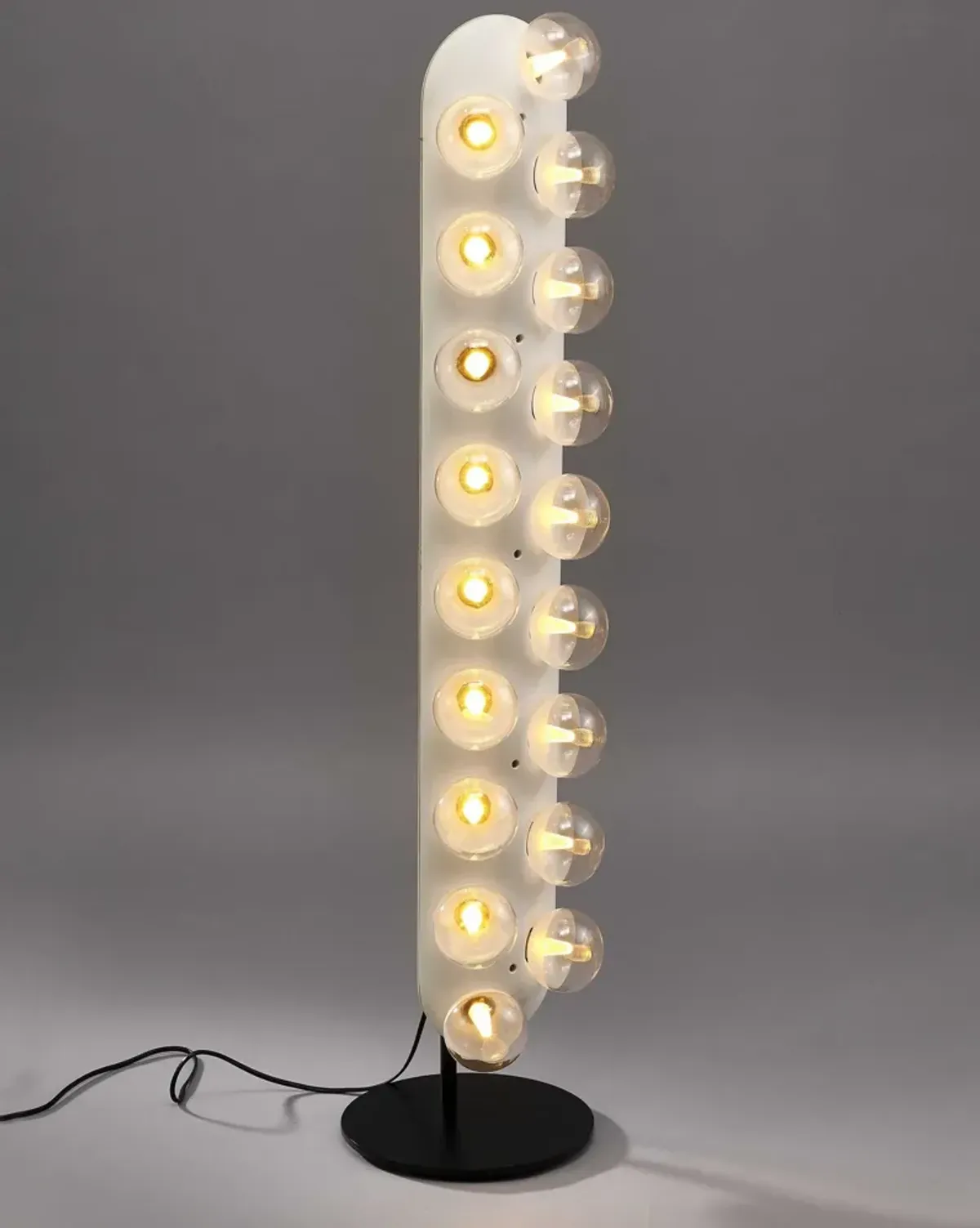 Aluminum Floor Lamp - White