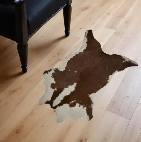 2' x 3' Cowhide Hand Woven Area Rug - White And Brown