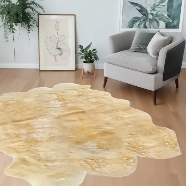 6' x 6' Shag Sheepskin Area Rug - Gold