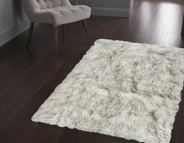 3' x 5' Faux Fur Area Rug - Gray