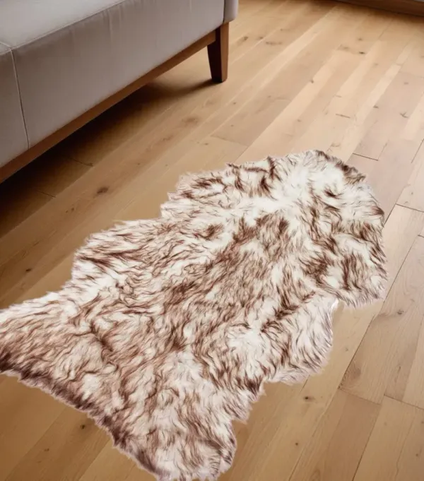 24" x 36" x 1.5" Faux Sheepskin Area Rug - Gradient Chocolate