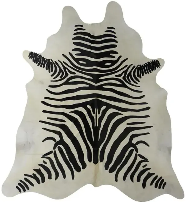 6' Stenciled Cowhide Rug - Black And White